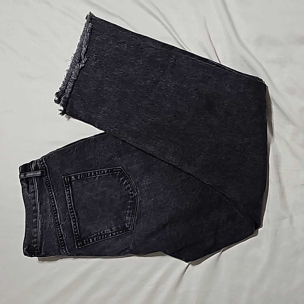 LOFT black straight  crop